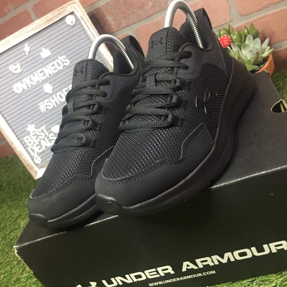 Under Armour / New under Armour UA BGS ESSENTIAL Size 6.5 Women’s / Youth 5 - Picture 2 of 8